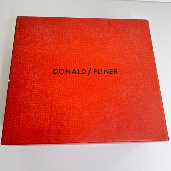 Donald Pliner Milann Black Patent Iridescent Studded Leather Ankle Booties W 7.5 - Picture 12 of 13